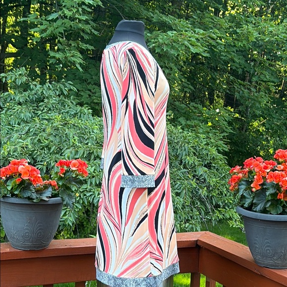 Calvin Klein Multicolor Striped Dress-NWOT-Excellent Condition - Picture 4 of 14